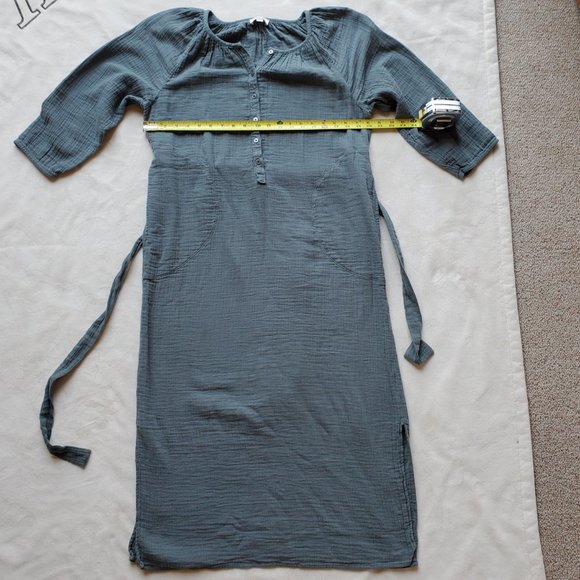 Loft Dress - Picture 4 of 5